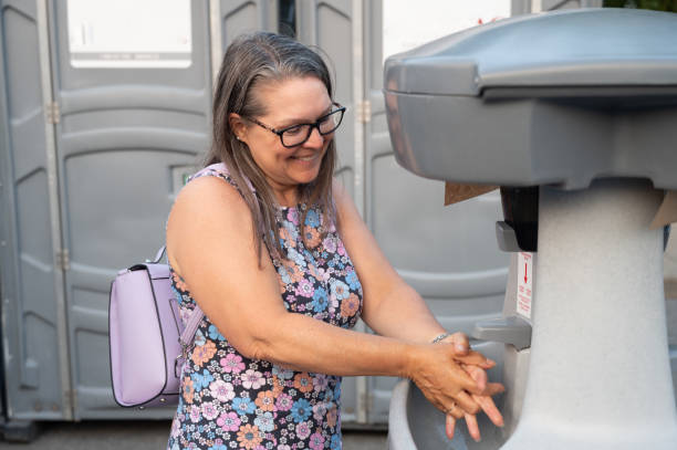 Best Portable toilet rental cost  in Flying Hills, PA